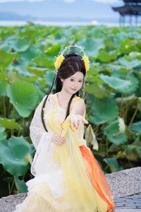 YiTuYu Art Language Vol.10227 Shu Shu Jiang: A Masterpiece of Contemporary Portrait Photography - image 7