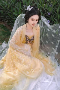 YiTuYu Art Language Vol.4666: The Elegant Visual Story of Qian Xue Ya - image 18