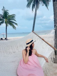 Lam Trường Shares Heartwarming Family Travel Moments with Wife and Daughter - image 1