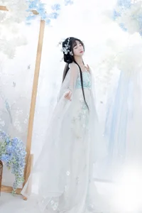 Elegance Redefined in YiTuYu Art Language Vol.5647 Qi Luo Sheng De Xiao Su Su - image 9