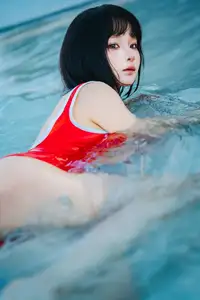 Coser Chun Mo Mo: Exclusive Selfie Collection Showcasing Captivating Beauty. - image 12