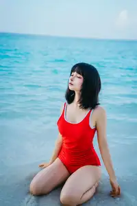 Coser Chun Mo Mo: Exclusive Selfie Collection Showcasing Captivating Beauty. - image 2