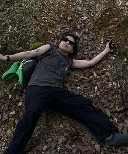 Hilarious Reality of Travel: When Vacation Vibes Meet Total Exhaustion - image 6