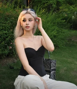Viral Beauty Trends: The Story Behind the Hidden Social Media Star - image 6