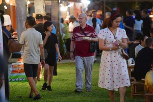 Ho Chi Minh City: A Melting Pot of Regional Vietnamese Delicacies - image 1