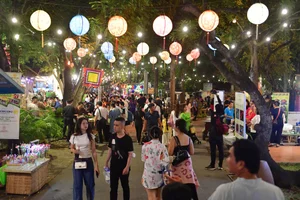 Ho Chi Minh City: A Melting Pot of Regional Vietnamese Delicacies - image 10