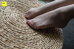 Mingli Jie Features Grey Silk in IESS Foot Model Series - image 50