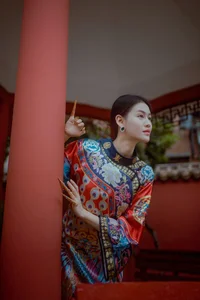 Timeless Elegance of Man Li by the Red Wall - YiTuYu Vol.8871 - image 15