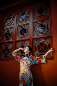 Timeless Elegance of Man Li by the Red Wall - YiTuYu Vol.8871 - image 8