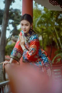 Timeless Elegance of Man Li by the Red Wall - YiTuYu Vol.8871 - image 10