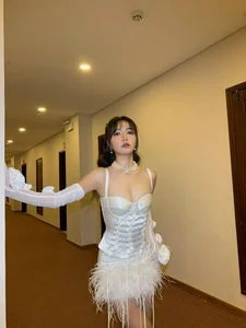Bich Phuong's Stunning Transformation: A New Era of Style and Beauty - image 3