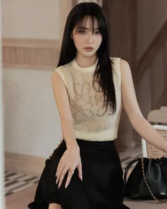 Bich Phuong's Stunning Transformation: A New Era of Style and Beauty - image 6