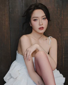 Bich Phuong's Stunning Transformation: A New Era of Style and Beauty - image 8