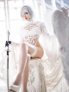 YiTuYu Art Language Vol.7039 Featuring the Stunning Cherry Meow - image 2