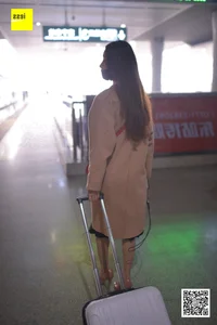 IESS Devil Wednesday Special Issue 13: Qiu Qiu's Spring Train Journey - image 2