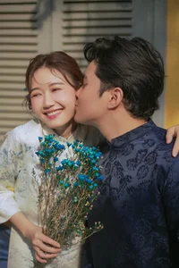 Influencer Nhung Gumiho Shares Joyful Moments from Her Romantic Marriage Proposal and Engagement - image 5