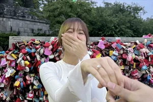 Influencer Nhung Gumiho Shares Joyful Moments from Her Romantic Marriage Proposal and Engagement - image 2