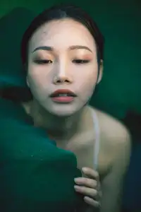 Ju Zi's Ethereal Beauty Amidst Lotus Blooms | YiTuYu Vol.8733 - image 13