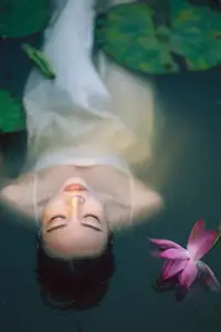 Ju Zi's Ethereal Beauty Amidst Lotus Blooms | YiTuYu Vol.8733 - image 11