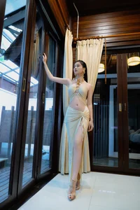 Coser Nian Nian Seaside Venus Photo Gallery - 81P High Quality Collection - image 34
