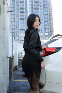Elegant Fashion Showcase: IESS SXJ No.1617 Featuring Xiao Bao - image 80