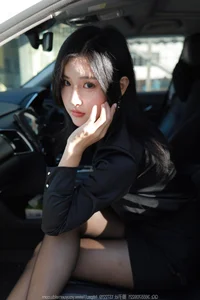 Elegant Fashion Showcase: IESS SXJ No.1617 Featuring Xiao Bao - image 67