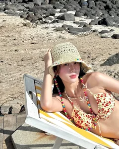 Northwest Beauty Sensation Flaunts Incredible Figure in Stunning Bikini Photoshoot - image 5