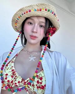 Northwest Beauty Sensation Flaunts Incredible Figure in Stunning Bikini Photoshoot - image 8