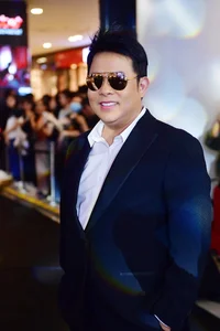 Quyen Linh’s Daughters Dazzle on the Red Carpet with Elegant Fashion - image 2