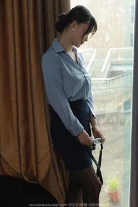 Elegant Fashion Portraiture: IESS Art Collection SXJ No.1825 Featuring Qiu Qiu - image 17