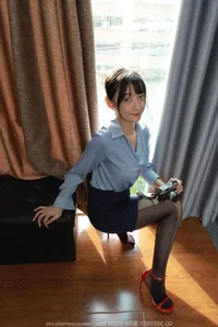 Elegant Fashion Portraiture: IESS Art Collection SXJ No.1825 Featuring Qiu Qiu - image 41