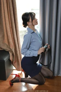 Elegant Fashion Portraiture: IESS Art Collection SXJ No.1825 Featuring Qiu Qiu - image 56