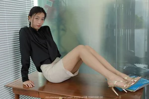 Timeless Grace: Xiao Jiu Showcases SXJ No.1794 Fashion Series - image 5