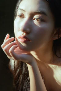Serene Summer Portrait Photography: Ye Zhi Zhi Zhi in YiTuYu Art Language Vol.9104 - Aesthetic Nature and Stream Side Fashion Inspiration - image 5