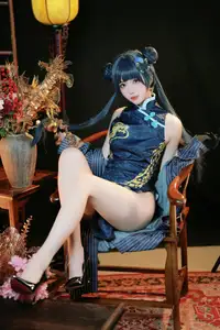 Coser Miyamoto Sakura as Ryuuka Hisaki (Blue Archive): Alluring Warrior Beauty 8059691834 - image 23