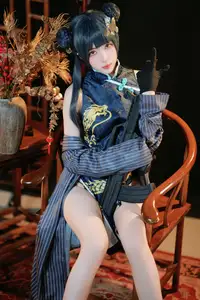 Coser Miyamoto Sakura as Ryuuka Hisaki (Blue Archive): Alluring Warrior Beauty 8059691834 - image 16