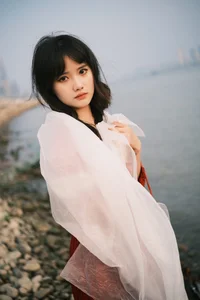 YiTuYu Art Language Vol.6006: Bu Xu Qiao Er Lang Tui - A Unique Study in Poise, Style, and Artistic Composition - image 15