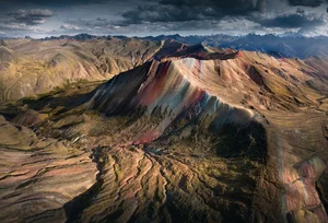 Breathtaking Landscapes of the Andes Mountains: Exploring Peru's Rainbow Mountain, Machu Picchu, and the Cordillera Blanca's Stunning Natural Beauty - image 6