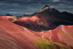 Breathtaking Landscapes of the Andes Mountains: Exploring Peru's Rainbow Mountain, Machu Picchu, and the Cordillera Blanca's Stunning Natural Beauty - image 5