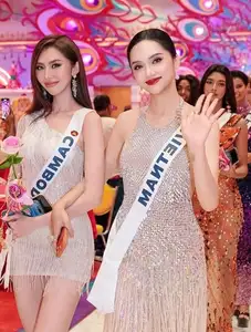 Huong Giang's Radiant Beauty & Elegant Style Captivate at Miss Universe 2025 - image 1