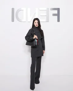 Ho Ngoc Ha and Chau Bui Stun in Glamorous Outfits Alongside Global Fashion Icons - image 1