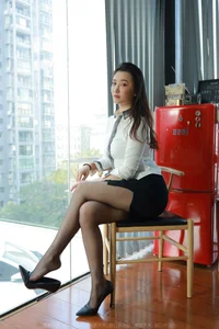 IESS Presents Qiu Qiu in the Sophisticated Secretary Office Series - image 14