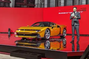 Ferrari 849 Testarossa: Supercar Pre-Ordered Before Arriving - image 10