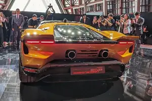 Ferrari 849 Testarossa: Supercar Pre-Ordered Before Arriving - image 1