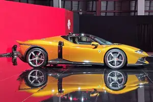 Ferrari 849 Testarossa: Supercar Pre-Ordered Before Arriving - image 3