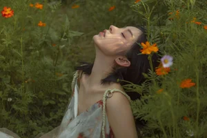 YiTuYu Art Language Vol.10105 Featuring ahs: A 14P Artistic Portrait Collection - image 1