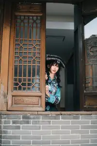 Mystical Ethnic Beauty: Xiao Wen Shines in Traditional Guizhou Attire Vol.8719 - image 20