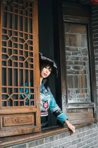 Mystical Ethnic Beauty: Xiao Wen Shines in Traditional Guizhou Attire Vol.8719 - image 15