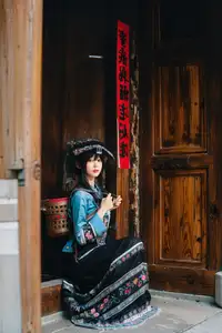 Mystical Ethnic Beauty: Xiao Wen Shines in Traditional Guizhou Attire Vol.8719 - image 19