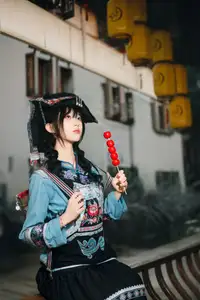 Mystical Ethnic Beauty: Xiao Wen Shines in Traditional Guizhou Attire Vol.8719 - image 12